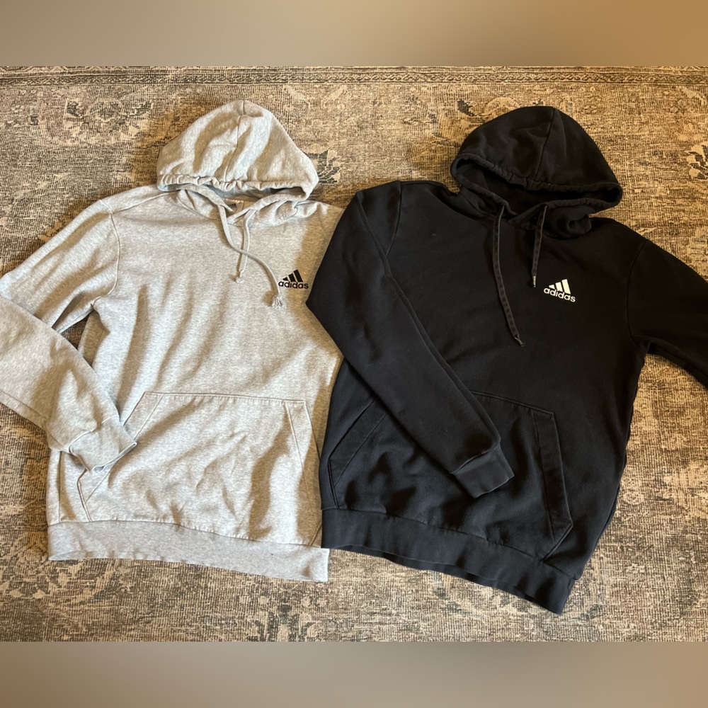 2 Adidas Essentials Fleece Hoodie in Small Grey Heather & Black embroidered logo